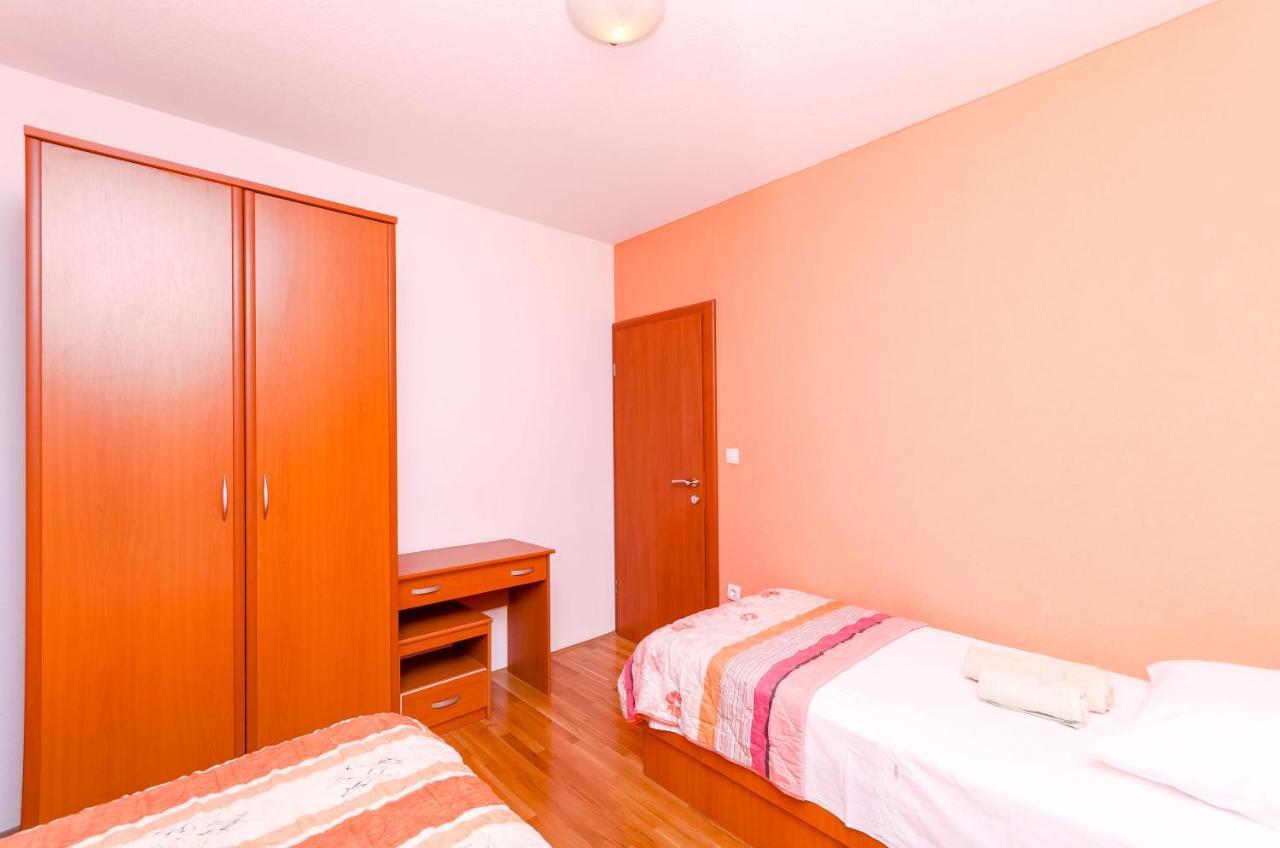 Apartments Melita โตรกีร์ ภายนอก รูปภาพ